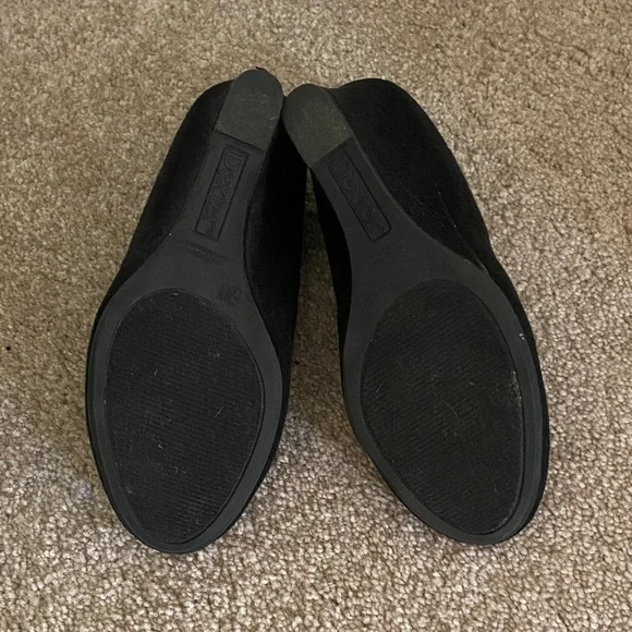 Dexter Classic Black Wedge Shoes - Picture 3 of 4